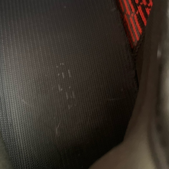 Yeezy Boost 350 V2 main image 4
